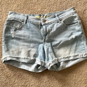 Old Navy women’s boyfriend shorts 2